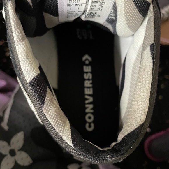 Converse Mid-Top‼️ - Picture 5 of 10